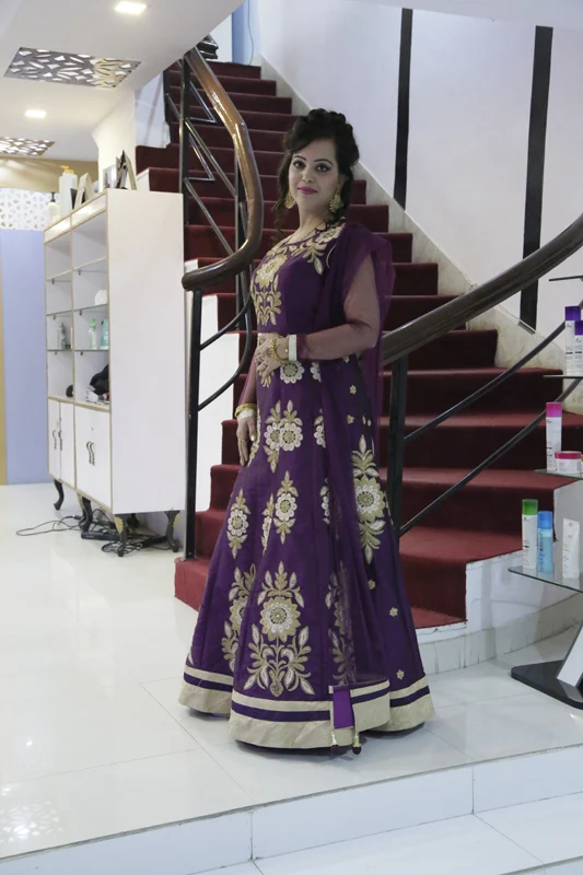 Faces Laces Unisex Salon Faridabad makeupp