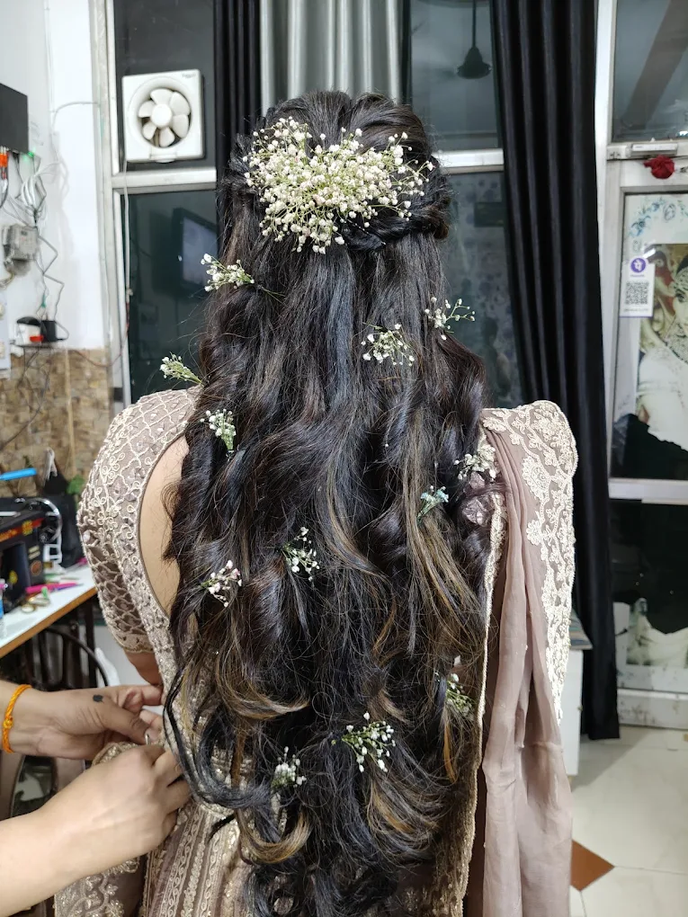 Jyoti Makeover Salon Rewari hair