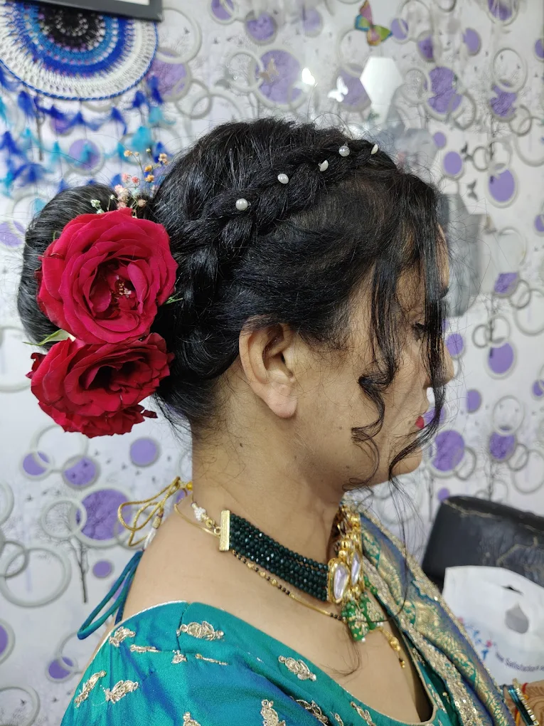 Jyoti Makeover Salon Rewari hairdo