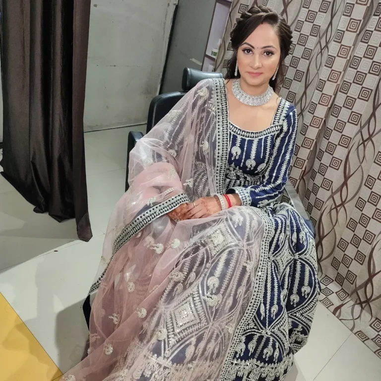 Kavita Beauty Salon Academy Rewari makeup 768x768