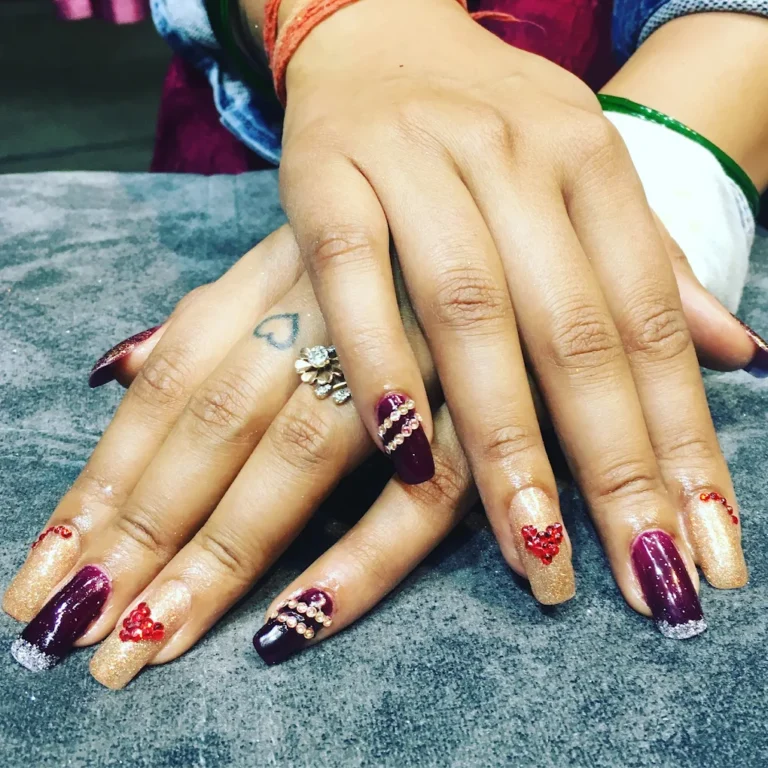 Kavitas Essence Makeovers Bhiwani nails 768x768