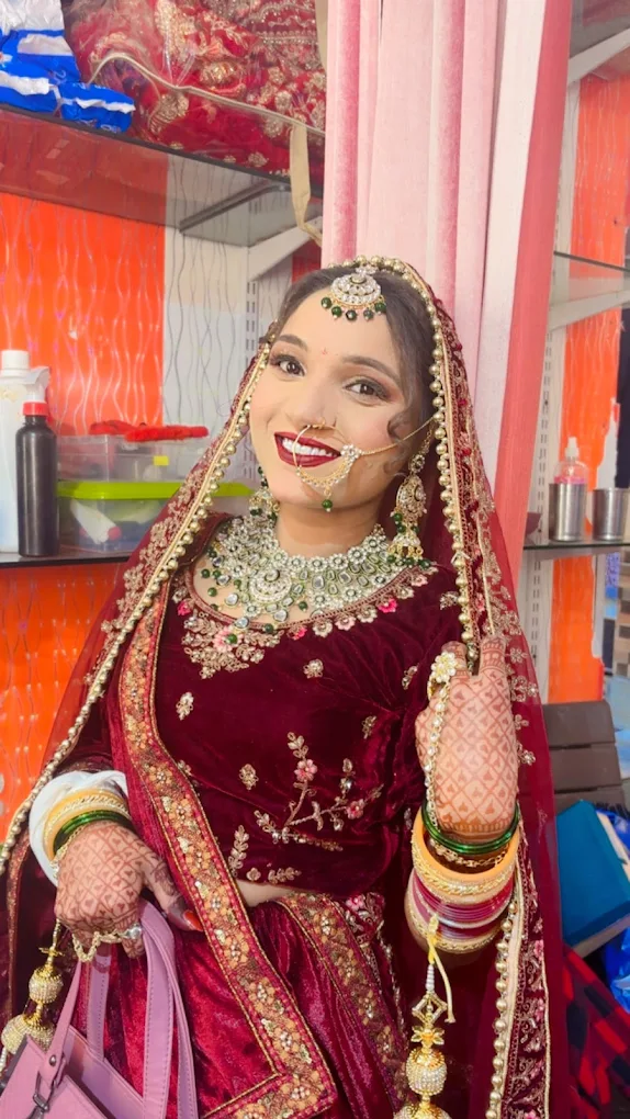 Khusbu Parlour Safidon bride