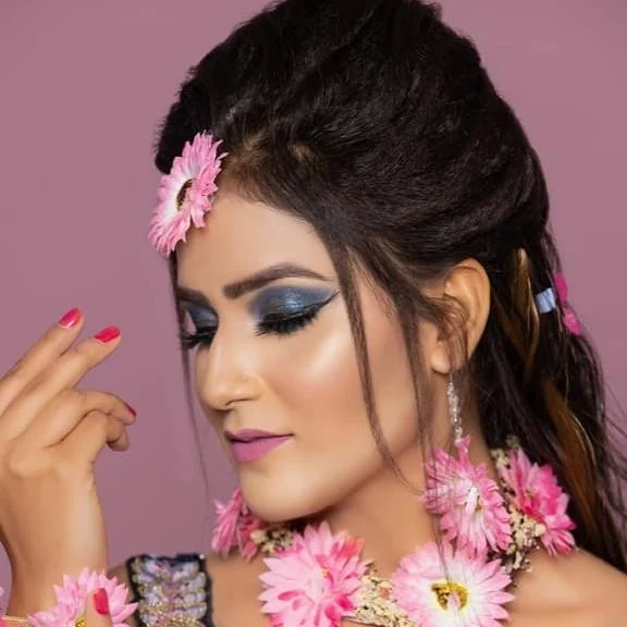 Makeover zone by Simran studio Faridabad haldi bride