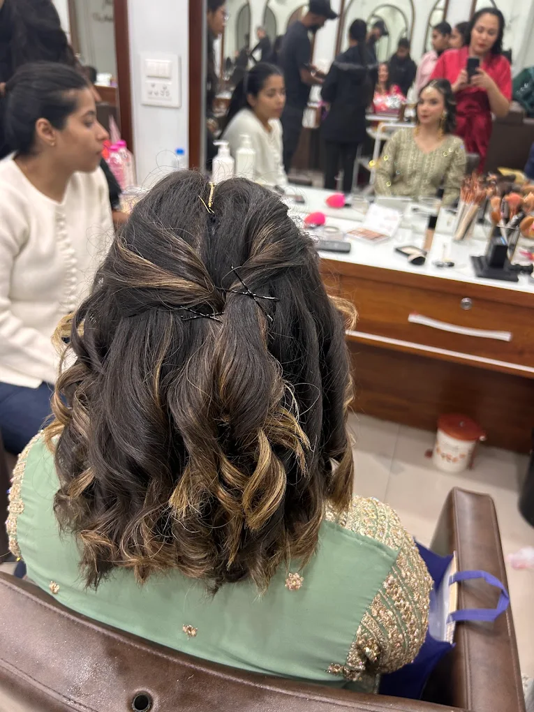 Muskan Unisex Salon Bhiwani hair