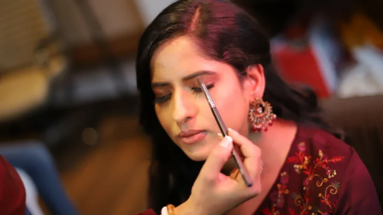 Naturals Hair Beauty Salon by Kavita makeup studio faridabad makeup 768x432