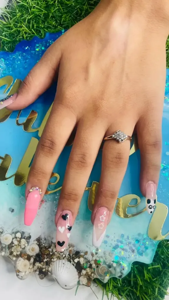 Newlook Makeup studio and beauty parlour Gohana nails