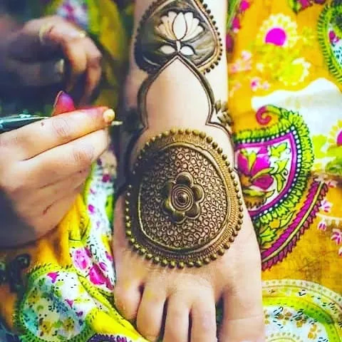 Pink Me Up Beauty And Bridal Lounge Pinjore mehndi