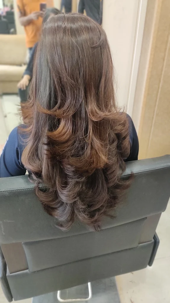 Plaza Salon Yamunanagar haircut