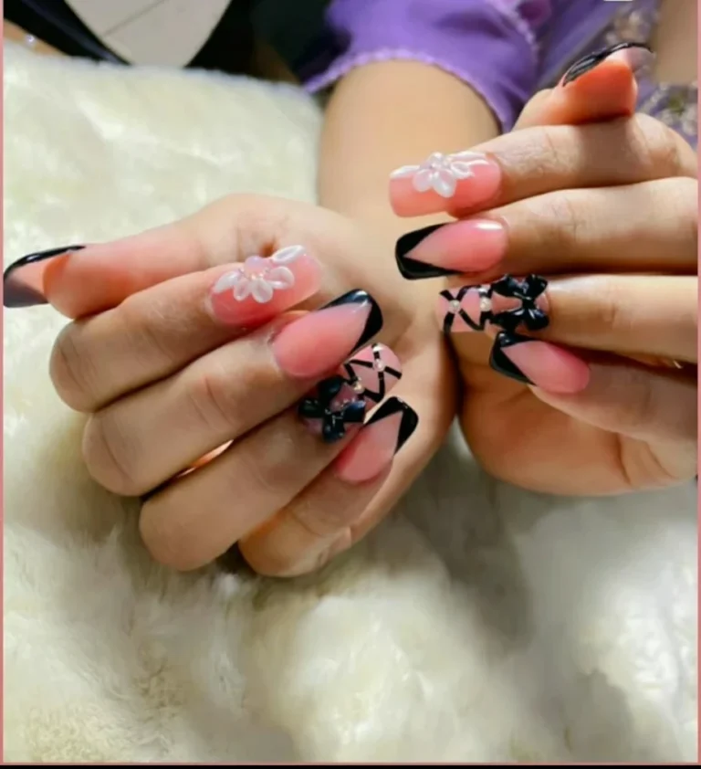 Preet Makeovers Pinjore nails 768x842