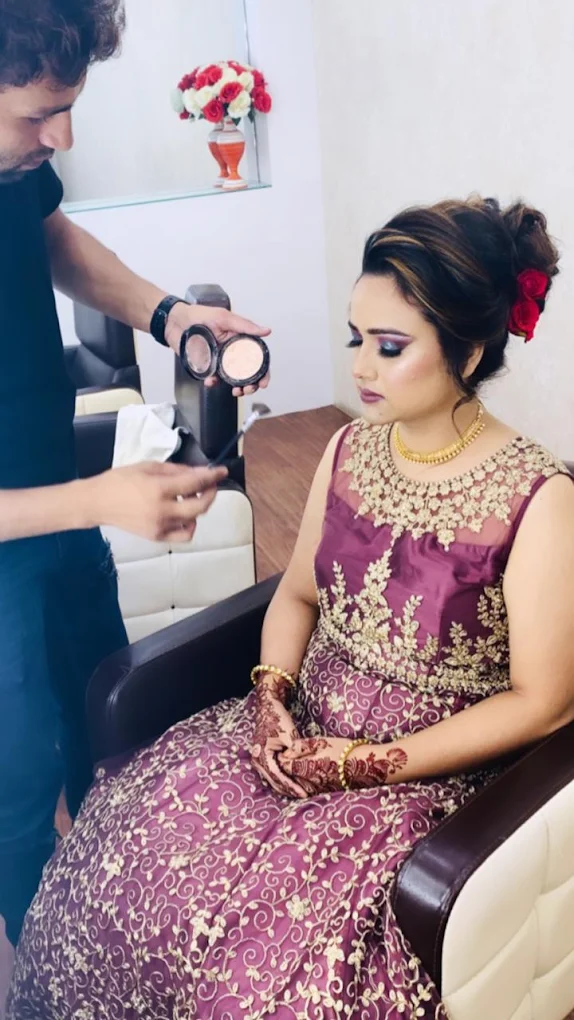 Shahnaz Hair beauty Salon Yamunanagar makeup