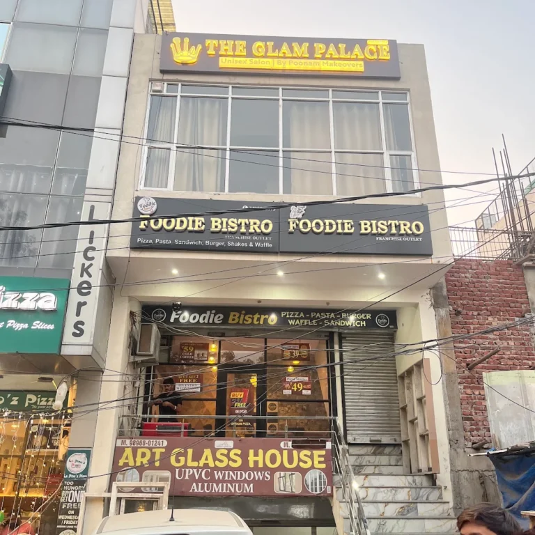 The Glam Palace Pinjore profile image 768x768