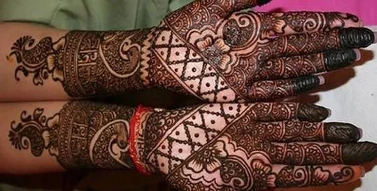 Tip Top Beauty Parlour Faridabad mehndi