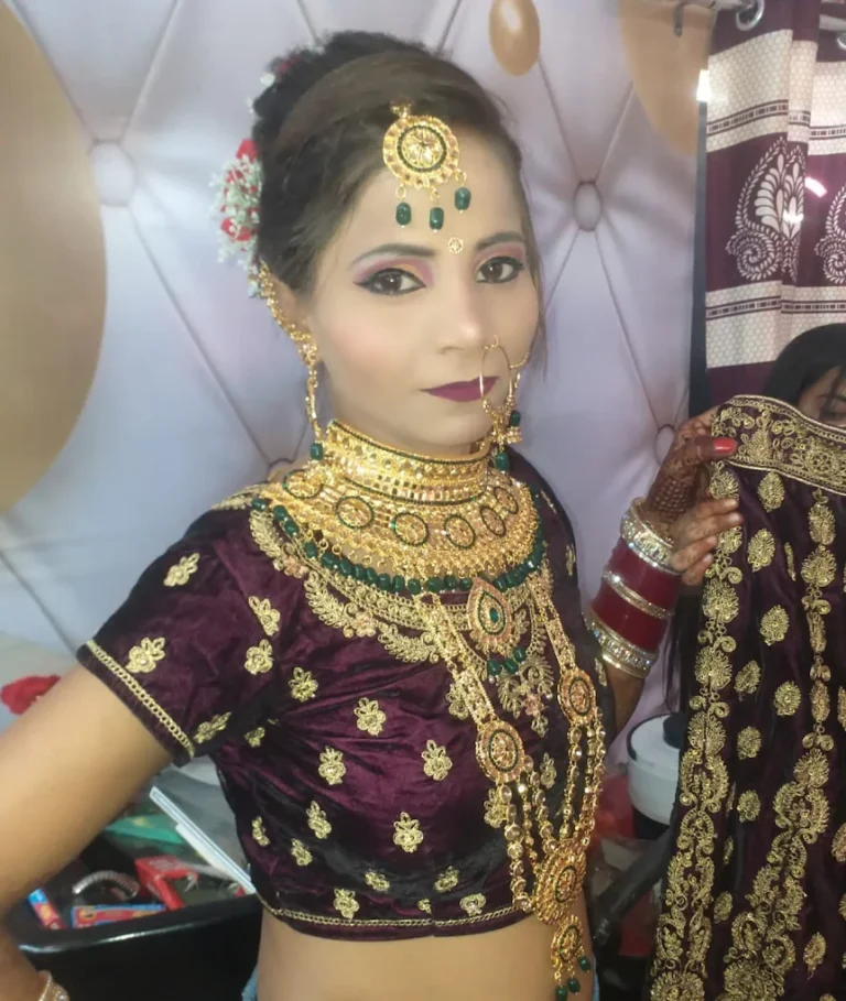 Unique Beauty Parlour Yamunanagar bride 768x909