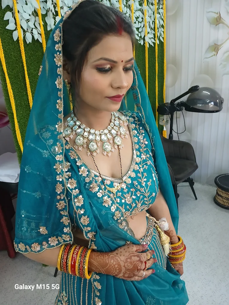 Deepika Makeovers Salon Academy Jhajjar makeup