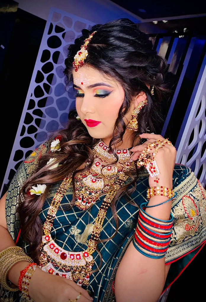 Glamour Beauty Hub Palwal party makeup