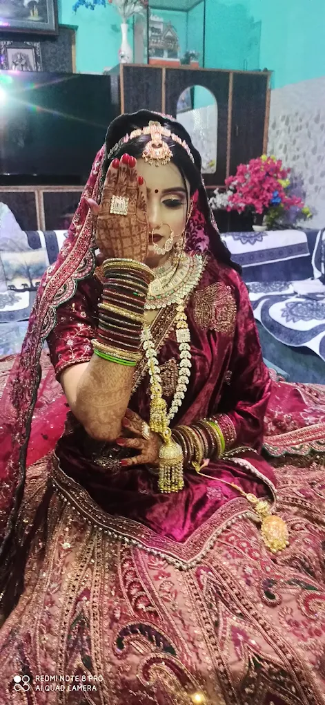 Khushboo Beauty Parlour Palwal brida