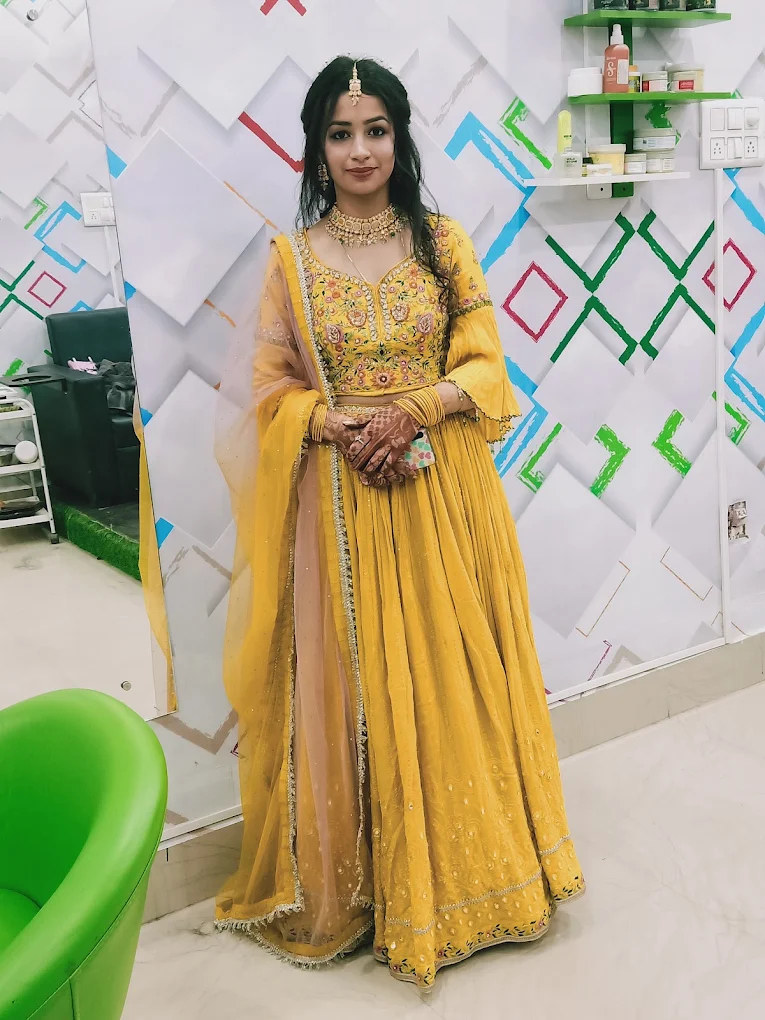 Paris Unisex Salon Shahbad makeup