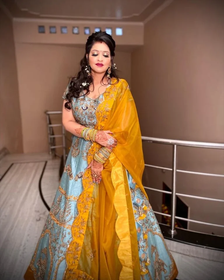 Rakhi Bajajs Modern Beauty Cut Salon Palwal makeupp 768x960