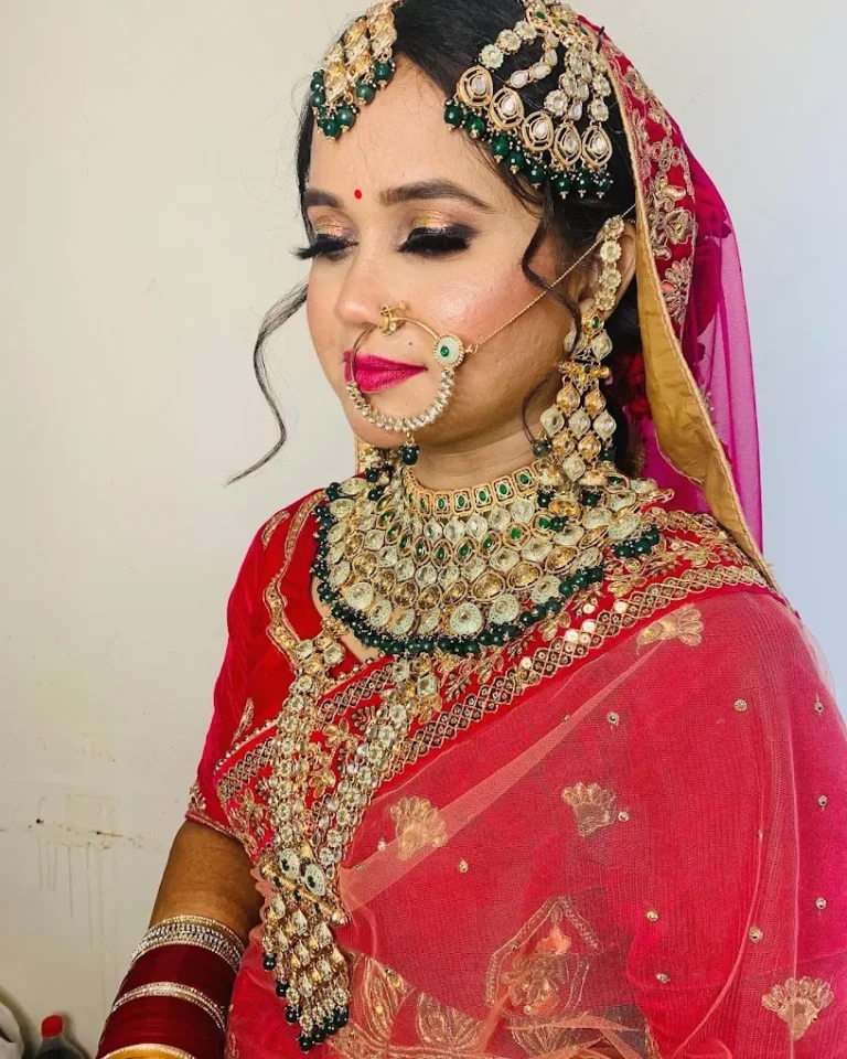 Vaishnavi The Makeup Studio pehowa brid emakeup 768x960
